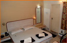 Kumbakonam Hotels - Hotel Sri Selli