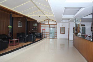 Hotel Glanton Manor, Ooty - Reception 1