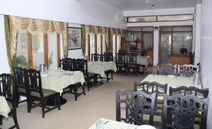 Hotel Glanton Manor, Ooty - Restaurant