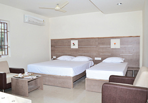 Hotel Kankabhishegam Thirukadaiyur Room View 2